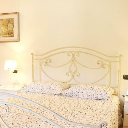 Villa Milena Arese Eksteriør bilde